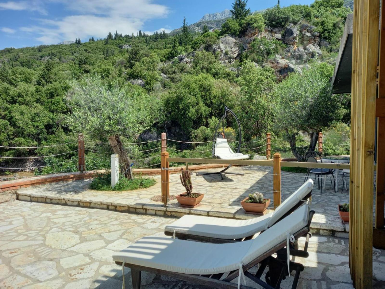 Rahoni Park & Suites Dhermi Exterior photo